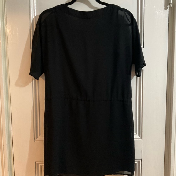 Classic short sleeve black dress! - Picture 2 of 3